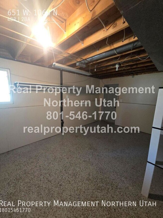Building Photo - 651 W 1060 N