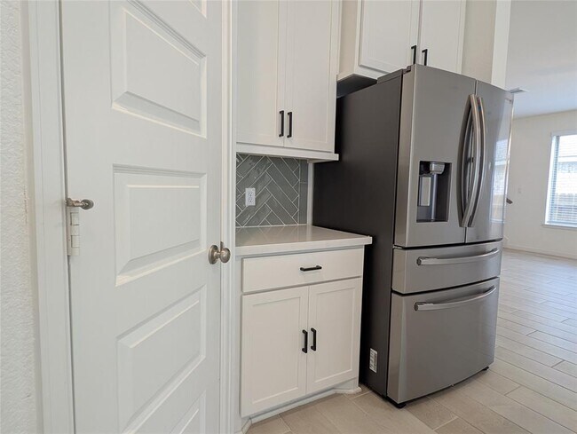 Building Photo - 2624 Franciscana Way