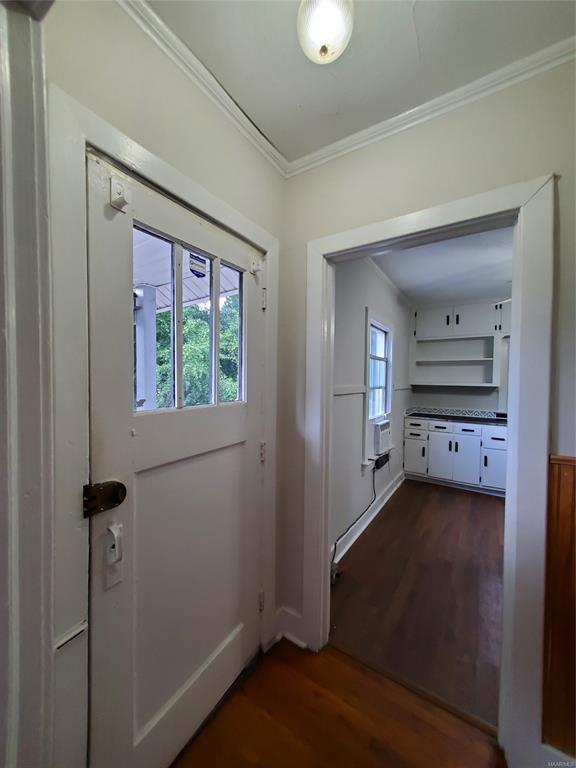 Building Photo - 227B Doster St