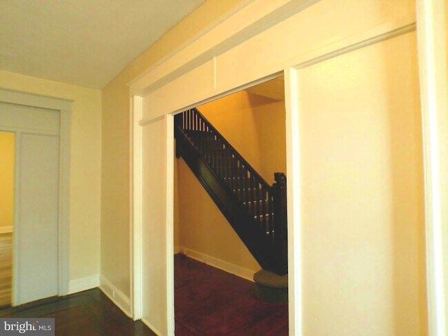 Building Photo - 3509 W Franklin St