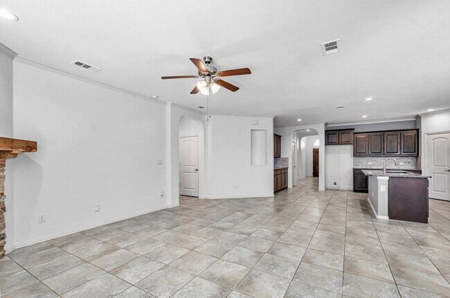 Building Photo - 7017 Kate Reed Dr