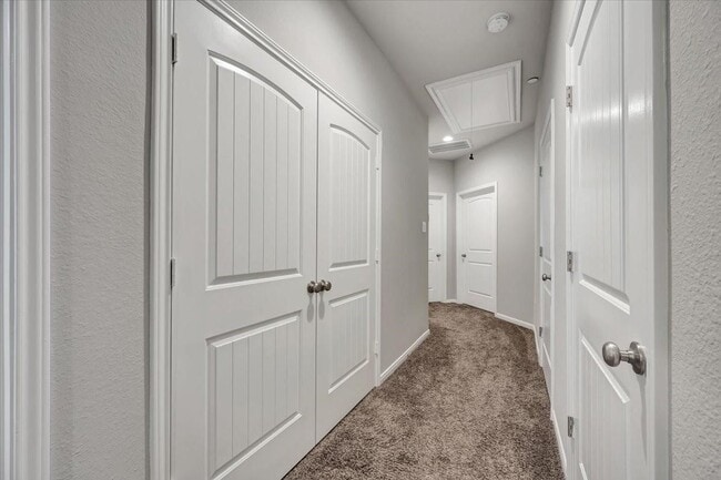 Building Photo - 1414 Veranda Mist