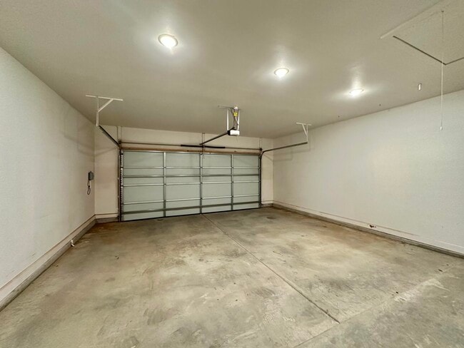 Building Photo - 504 Brookshire Ave