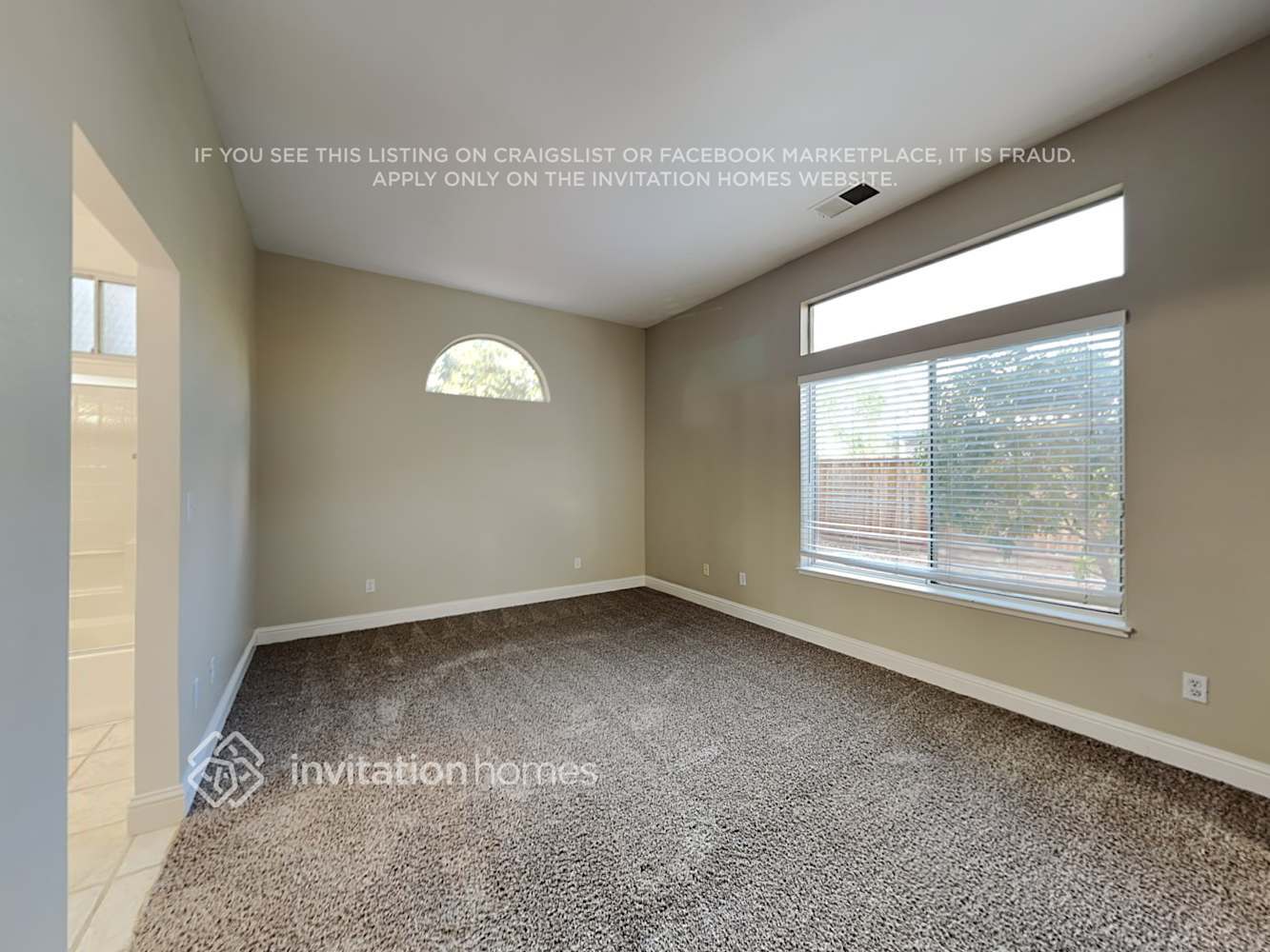 Building Photo - 1633 Northwood Dr