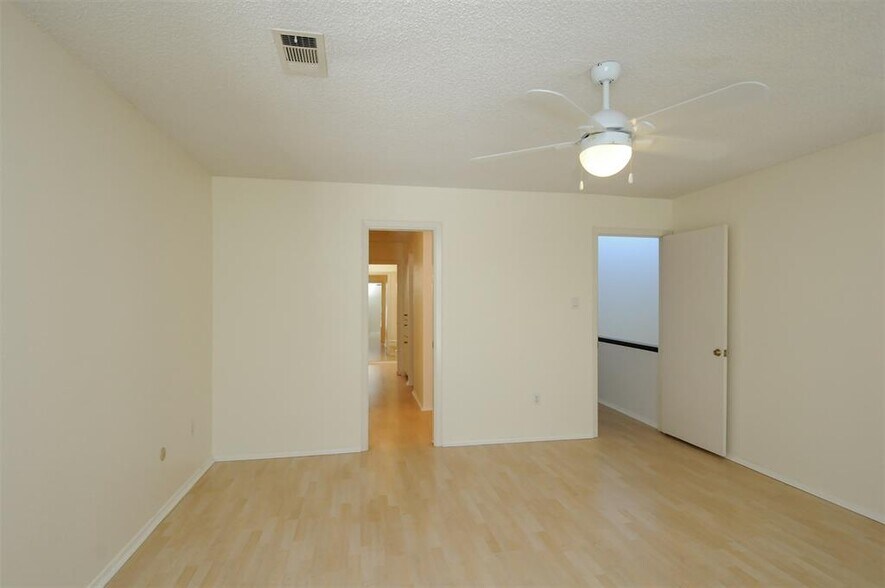 Building Photo - 4508 Medinah Pl
