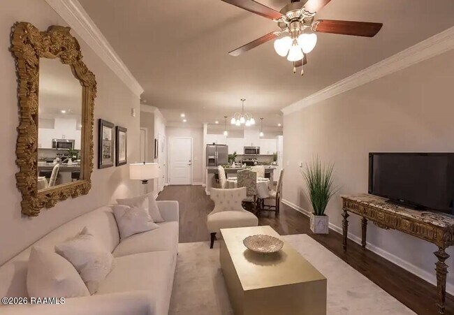 Building Photo - 1521 Camellia Blvd