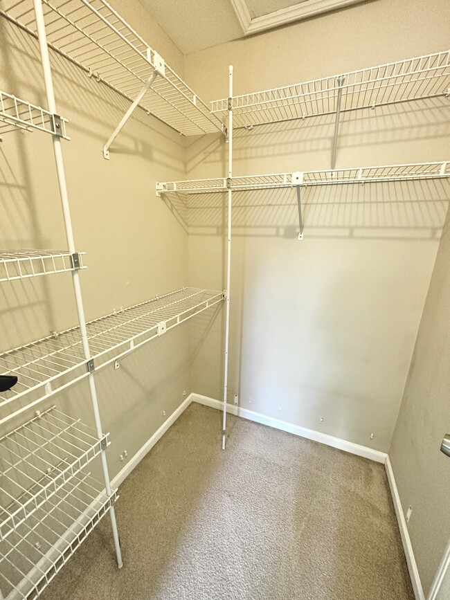 Building Photo - 5821 Inman Park Cir