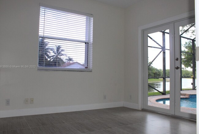 Building Photo - 2644 Miller Ct