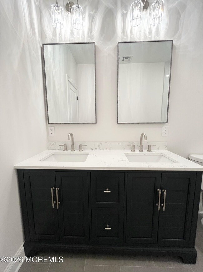 Building Photo - 10 Johnson Ave