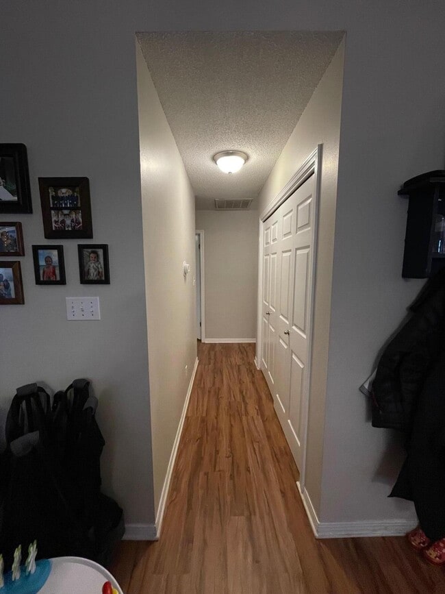 Building Photo - 2016 Woodfern Path