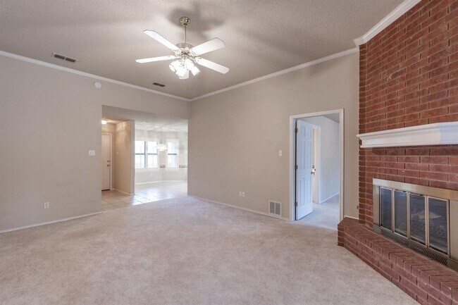Building Photo - Beautiful Home In South Lubbock! Available...