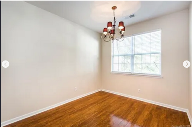 Building Photo - 14723 Lions Paw St