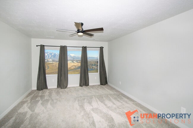 Building Photo - 6069 W Olivine River Ln