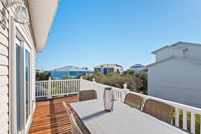 Building Photo - 71 Baird Rd