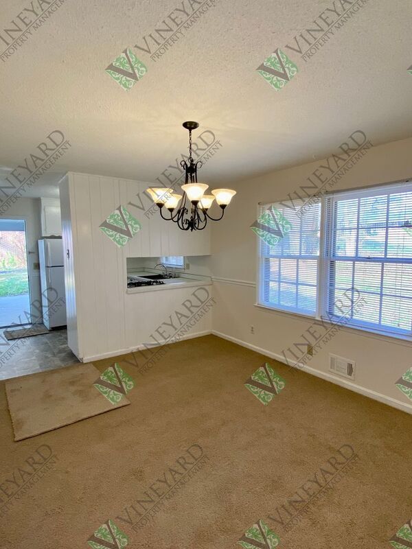 Building Photo - 687 Bounty Dr
