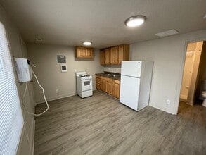 Building Photo - 3128 S 900 E