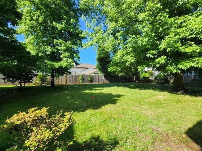 Building Photo - 4724 SW Murray Blvd