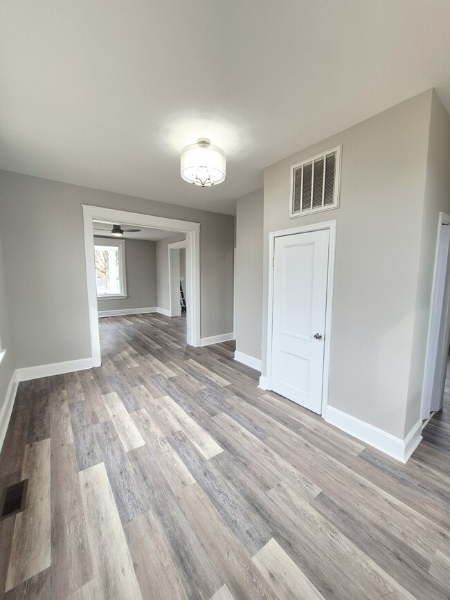 Building Photo - 3325 Florida Ave