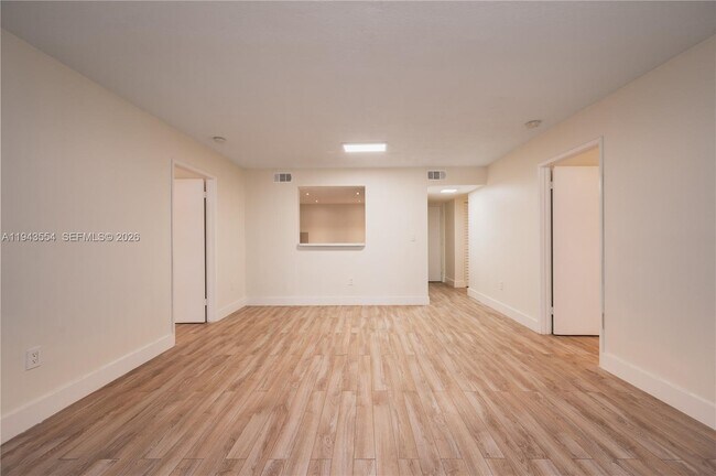 Building Photo - 1 Alhambra Cir