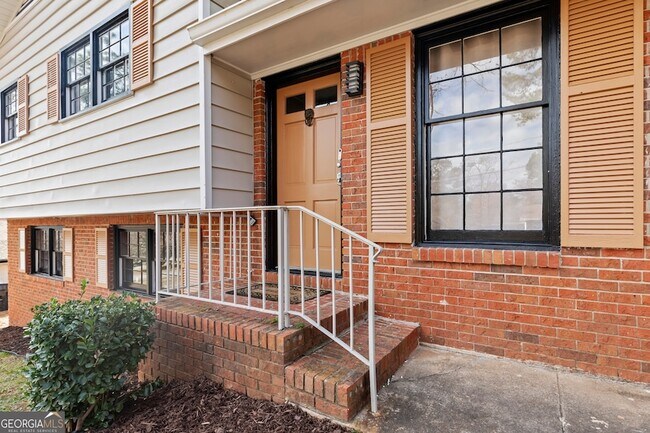 Building Photo - 3727 Calmer Cir