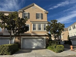 Building Photo - 23415 Shorebreak Ln