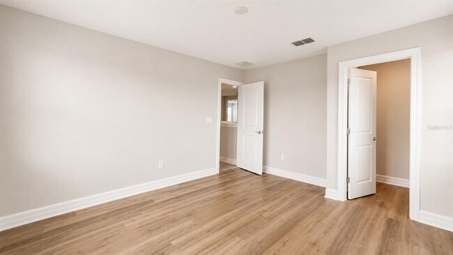 Building Photo - 16628 Silver Brook Wy