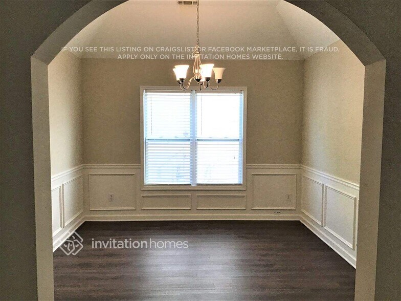 Building Photo - 1843 Jameson Cir NE