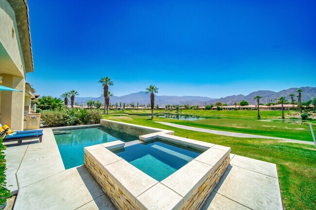 Building Photo - 55285 Laurel Valley