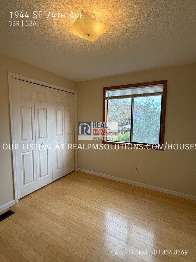 Building Photo - 1944 SE 74th Ave