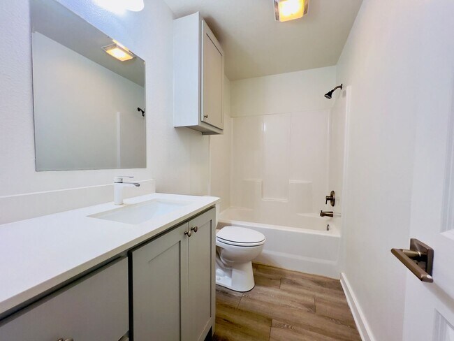 Building Photo - Beautiful 3-Bedroom Home Near Texas Tech