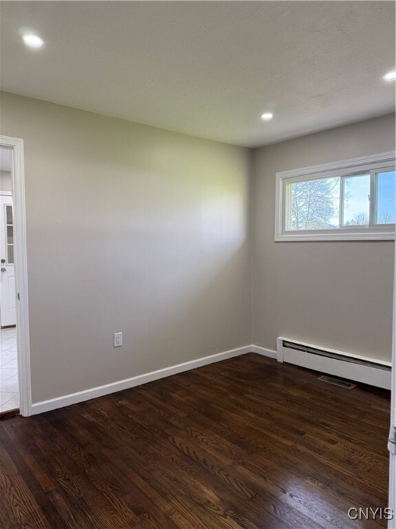 Building Photo - 126 Belleview Dr