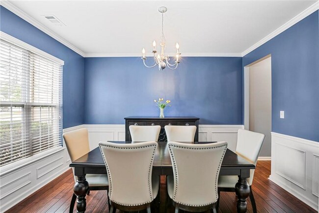 Building Photo - Beautiful 5-Bed, 3-Bath Craftsman Home Near Kennesaw Mountain