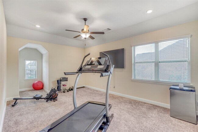 Building Photo - 6318 Sunstone Falls Ln