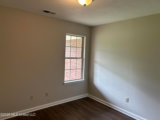 Building Photo - 7311 Madelyn Cove