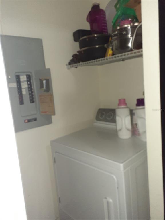 Building Photo - 455 Alt 19