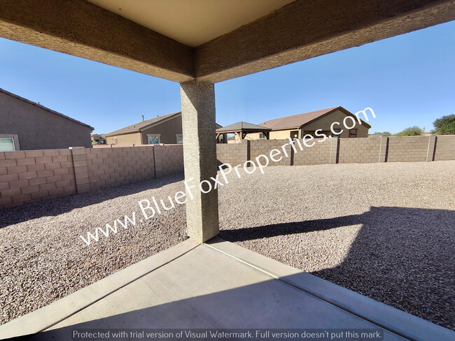 Building Photo - 10359 N Tenaza Ct