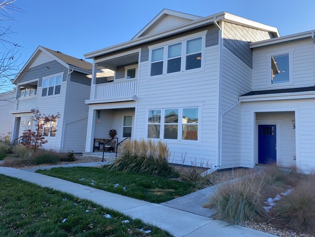 Primary Photo - Stylish Second-Floor Condo w/ Two-Car Garage