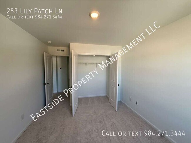 Building Photo - 253 Lily Patch Ln