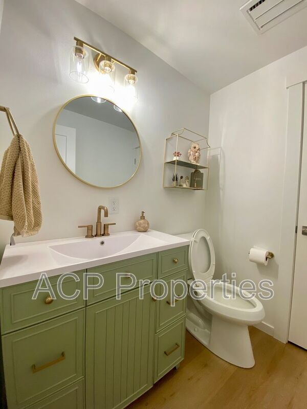 Building Photo - 406 Arrowhead Ln