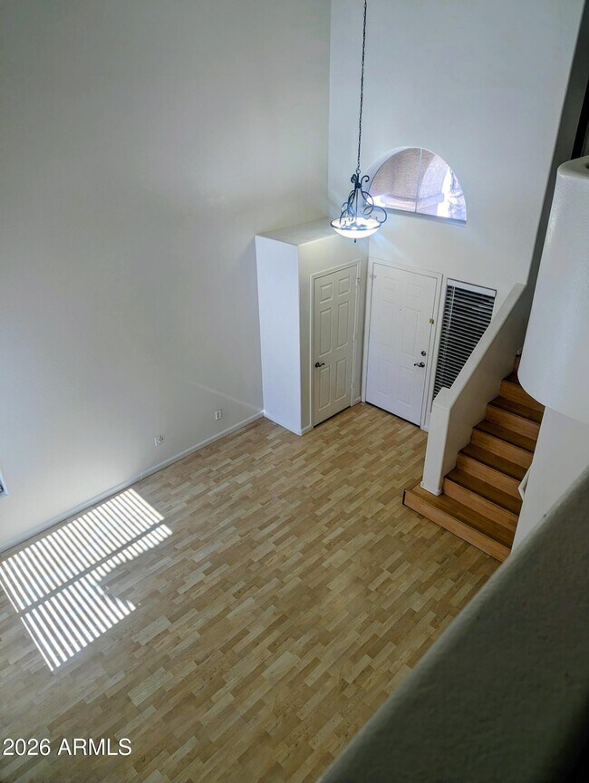 Building Photo - 1343 E Angela Dr