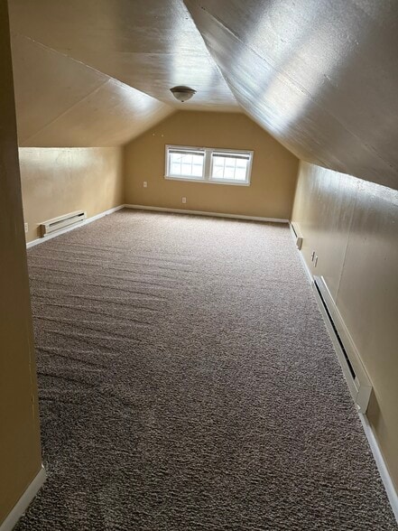 Bedroom 3 - Upper floor - 523 S Montana St