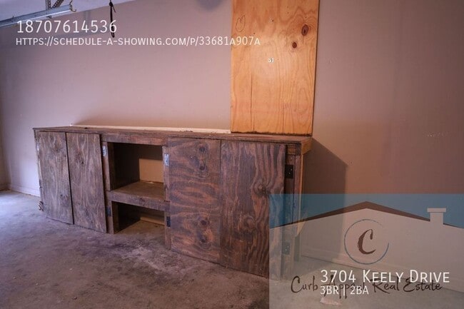 Building Photo - 3704 Keely Dr