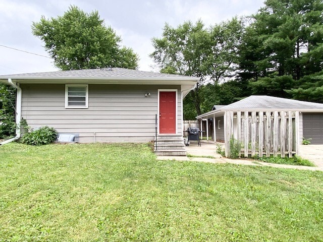 Building Photo - 2731 Bennett Ave