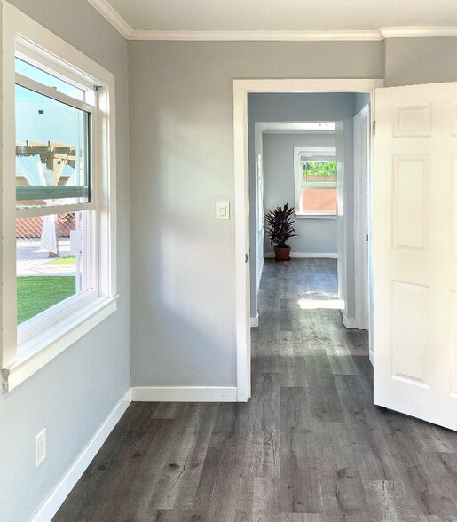 Building Photo - 4954 35th St