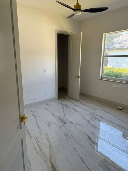 Building Photo - 1916 Merlot Dr