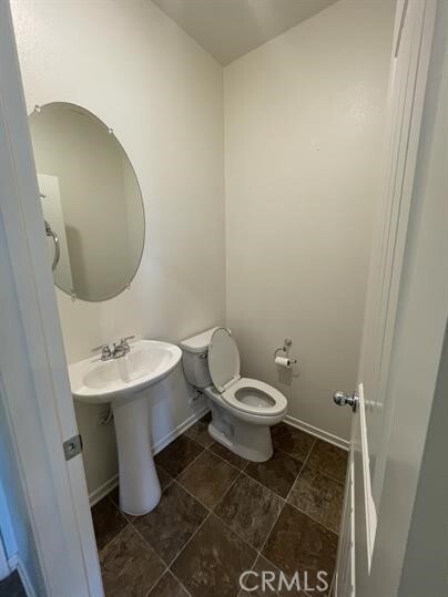 Building Photo - 30433 Village Knoll Dr