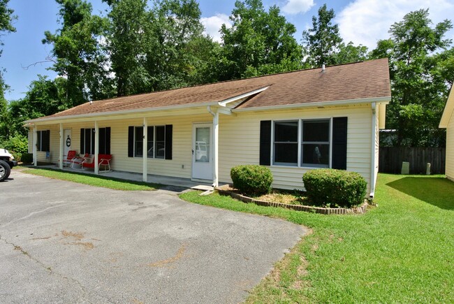 Building Photo - 1212 Highland Ave