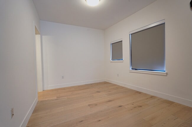 Building Photo - 2747 San Pablo Ave