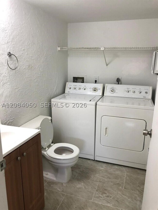 Building Photo - 6575 W 24th Ct