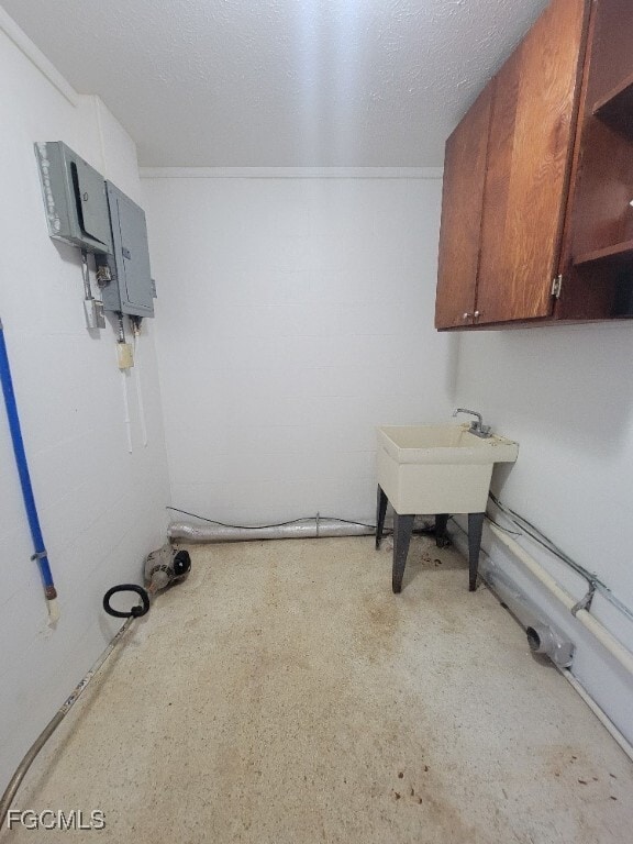 Building Photo - 25 Maple Ave N